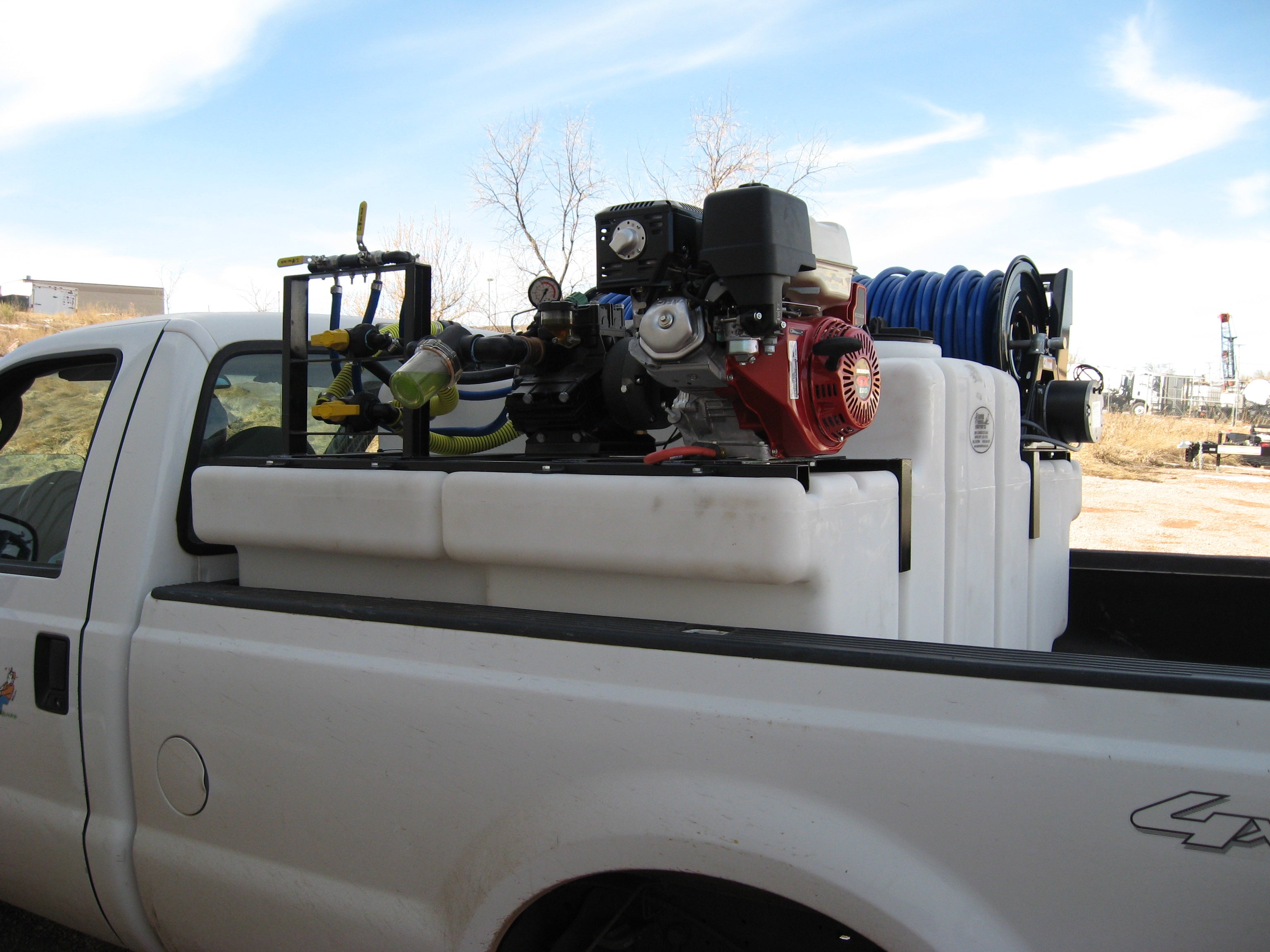 200 Gallon Pick Up Sprayer